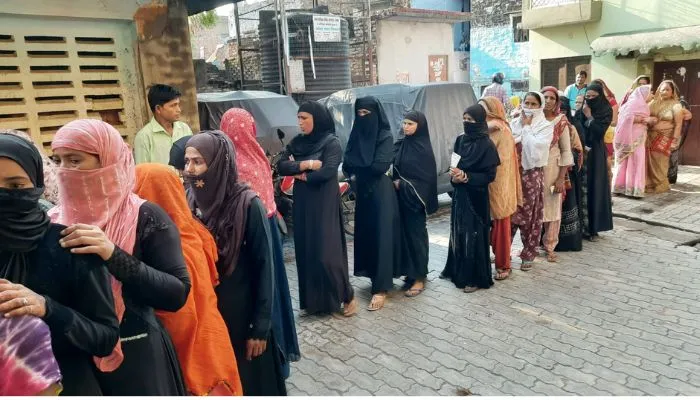 Unnao Voting News Today