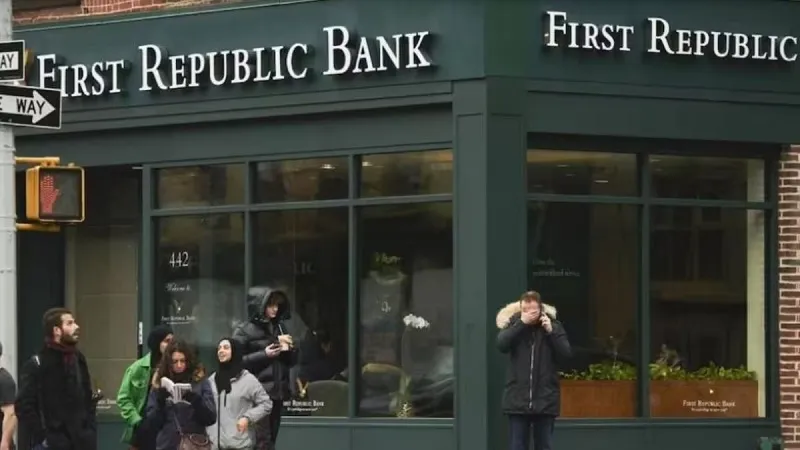 अमेरिका का नियामकों ने फर्स्ट रिपब्लिक बैंक को किया जब्त, जेपी मॉर्गन चेज को बेचा 