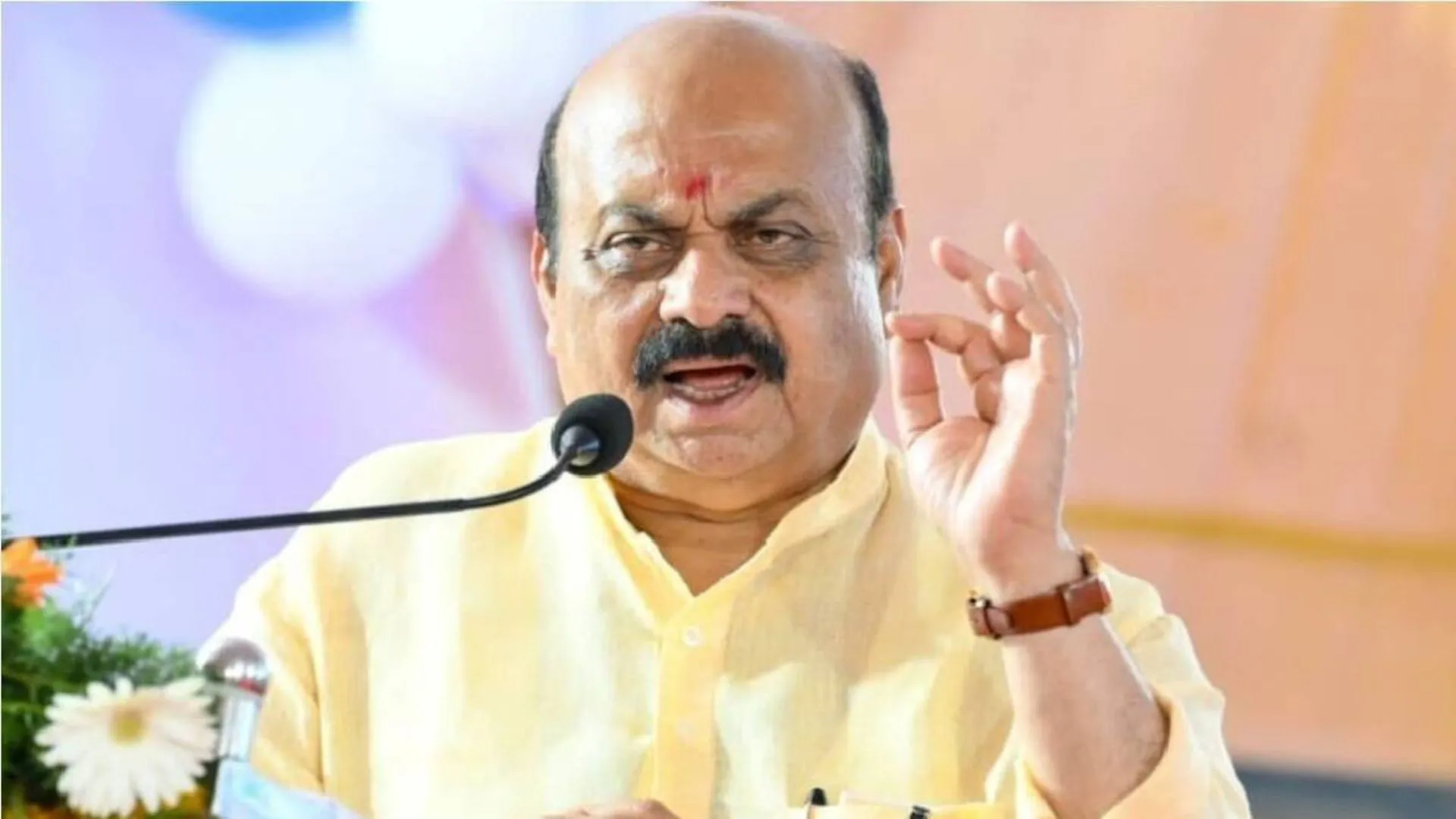 हनुमान के भक्त भड़क उठे तो कांग्रेस जड़ से उखड़ जाएगी: कर्नाटक के मुख्यमंत्री बोम्मई