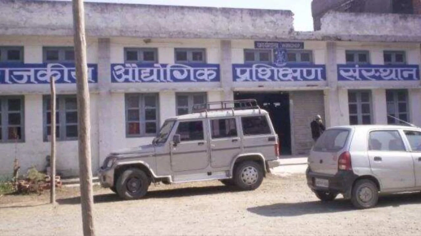 Haldwani News : प्रदेश में 55 आईटीआई का संचालन ठप, अनुदेशकों का अभाव, संसाधन की कमी