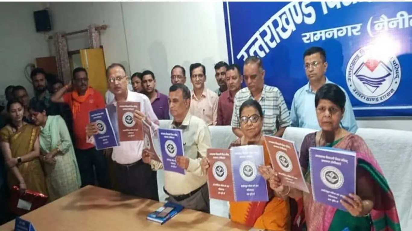 UK Board Result 2023: 10वीं व 12वीं का रिजल्ट घोषित, परीक्षार्थी यहां कर सकते हैं चेक