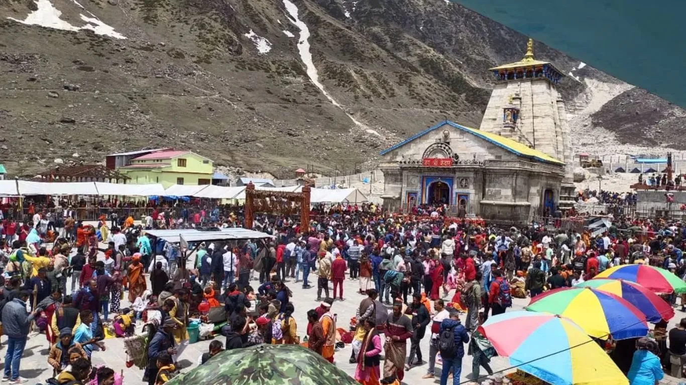 Char Dham Yatra 2023: खराब मौसम में भक्त उत्साहित, एक माह में पांच लाख से ज्यादा भक्तों ने किये दर्शन