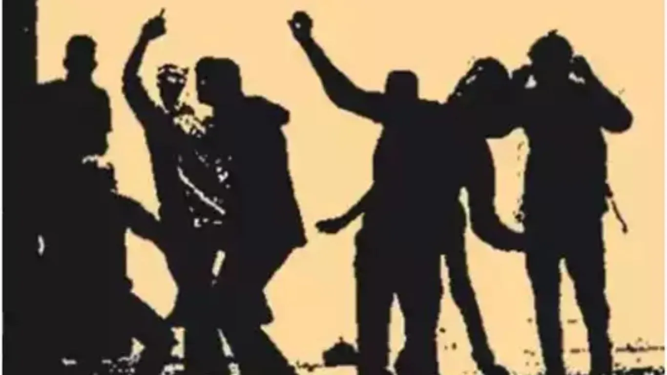 हल्द्वानी: महिला कॉलेज में छात्रसंघ समारोह को लेकर हंगामा, महासंघ अध्यक्ष के दखल के बाद माना कॉलेज प्रशासन 