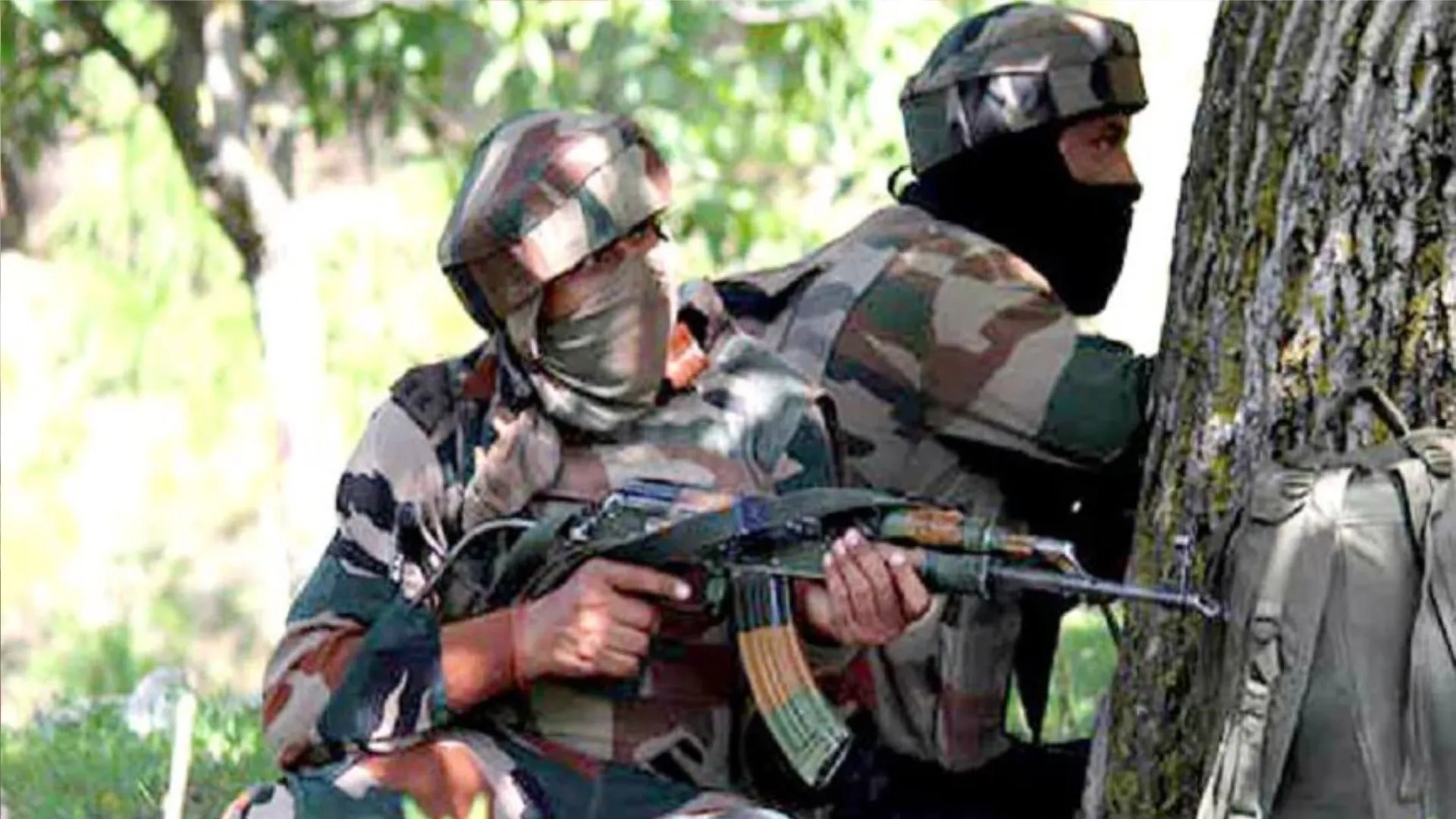 जम्मू कश्मीर के राजौरी में आतंकवादियों और सुरक्षा बलों के बीच मुठभेड़ जारी, पांच जवान शहीद