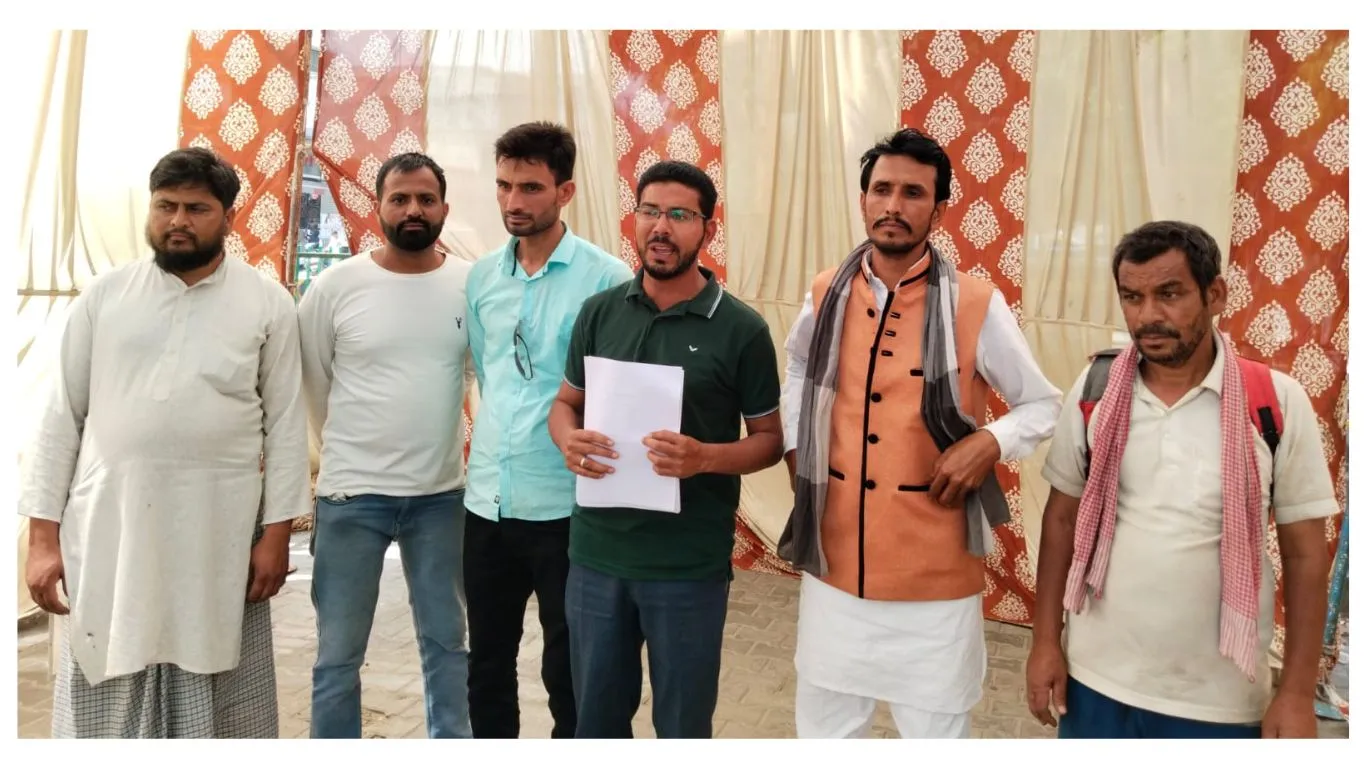 Haldwani News: वन गुर्जरों का आरोप... अतिक्रमण की आड़ में बाड़े तोड़ रहा वन विभाग