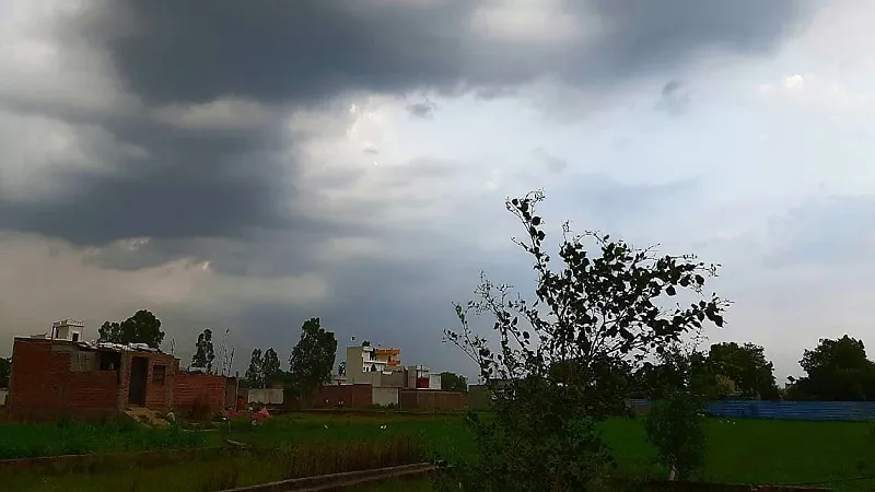 मुरादाबाद : अभी झेलनी होगी गर्मी, जानें बारिश को लेकर मौसम विभाग ने क्या की है भविष्यवाणी