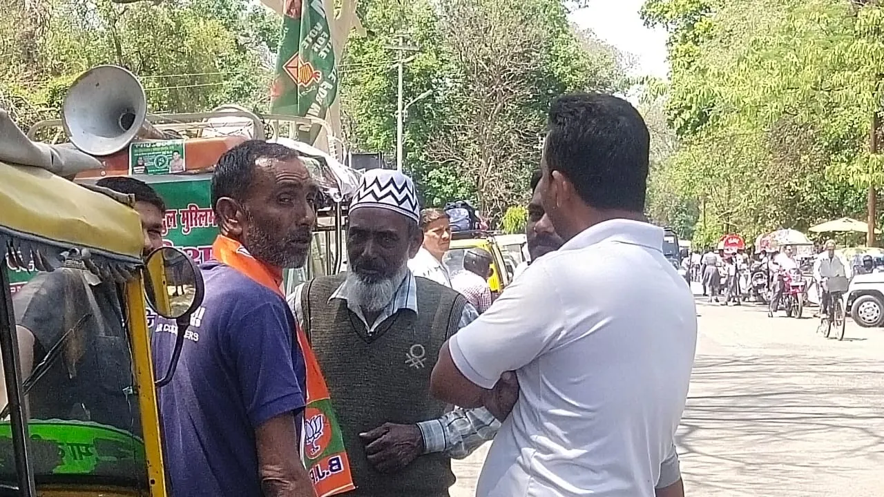 बरेली: सड़क से लेकर गलियारों तक निकाय चुनाव को लेकर चर्चा, सभी अपने-अपने अनुभव कर रहे शेयर