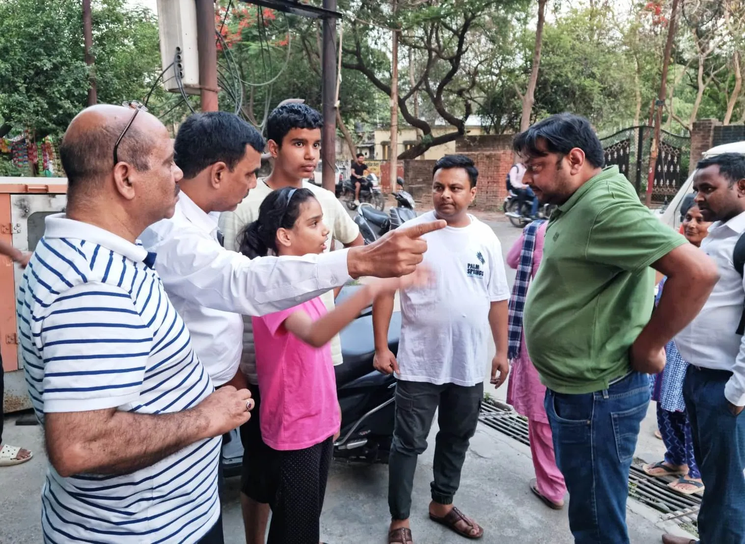 पीलीभीत: अभियोजन अधिकारी की 10 साल की बेटी का दिनदहाड़े अपहरण, एक किमी दूर छोड़ा