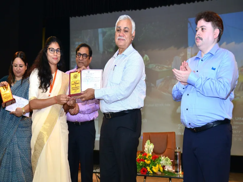 WhatsApp Image 2023-05-22 at 18.37.03ो