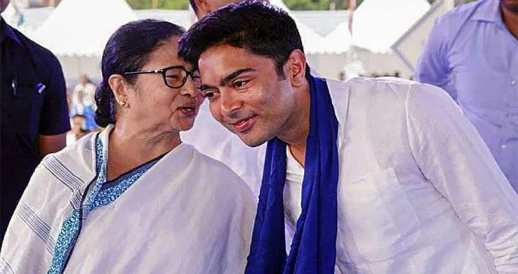 स्कूल भर्ती घोटाला: कड़ी सुरक्षा के बीच सीबीआई के समक्ष पेश हुए अभिषेक बनर्जी 