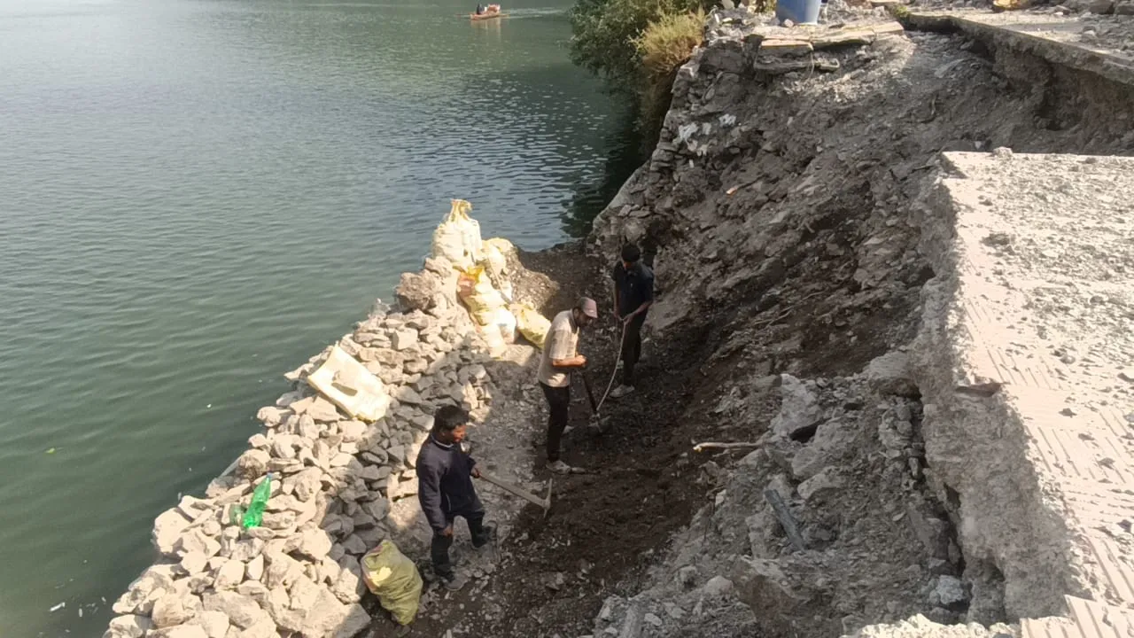 नैनीताल: नए सिरे से तैयार किया जा रहा ऐतिहासिक बैंड स्टैंड