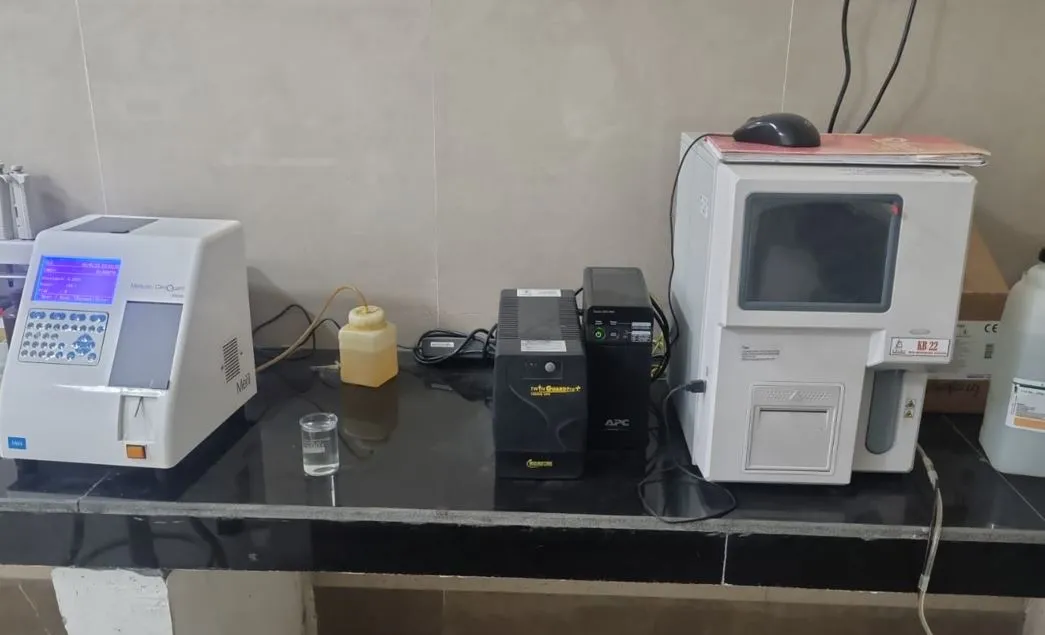 300 बेड अस्पताल: पैथोलॉजी लैब में अधिकांश जांच मशीनें खराब, मरीज हो रहे परेशान