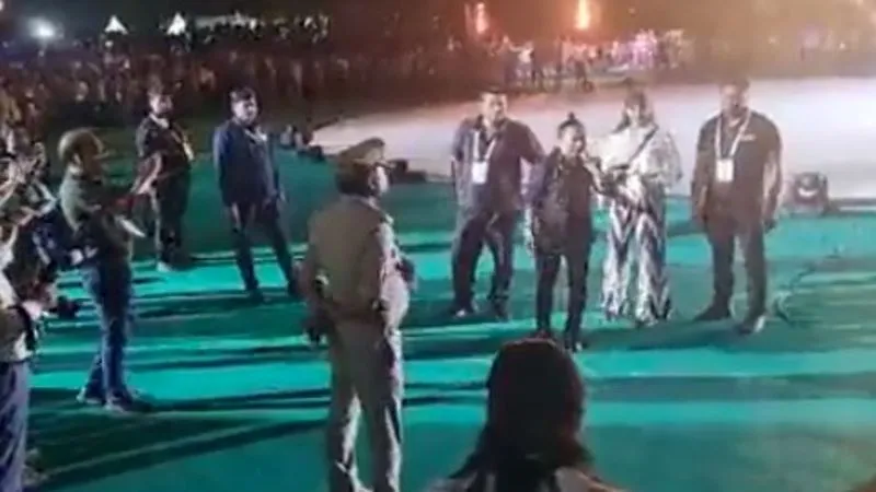 कैलाश खेर ने पूछा क्या है खेलो इंडिया, आयोजकों पर भड़के, कहा-किसी को काम करना आता नहीं है, होशियारी झाड़ रहे हो