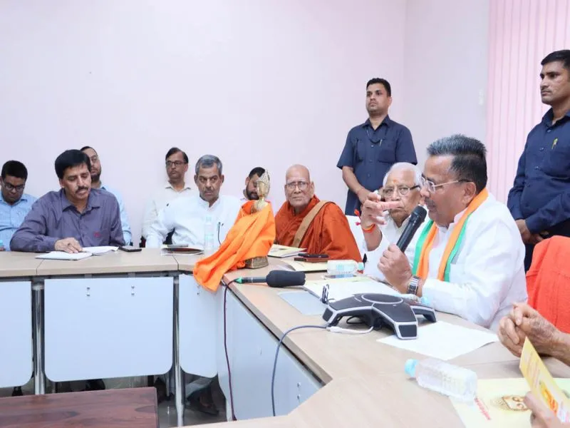 जब दुनिया ने युद्ध दिया तब भारत ने बुद्ध दिया : जयवीर सिंह