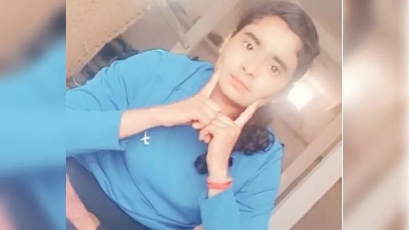Jalaun News : ट्रेन की चपेट में आने से बीएससी नर्सिंग की छात्रा की मौत, परिजनों में मचा कोहराम