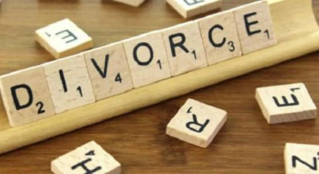 बरेली: पति दे रहा तलाक का नोटिस, बेटे से मिलने पर जमकर पीटा