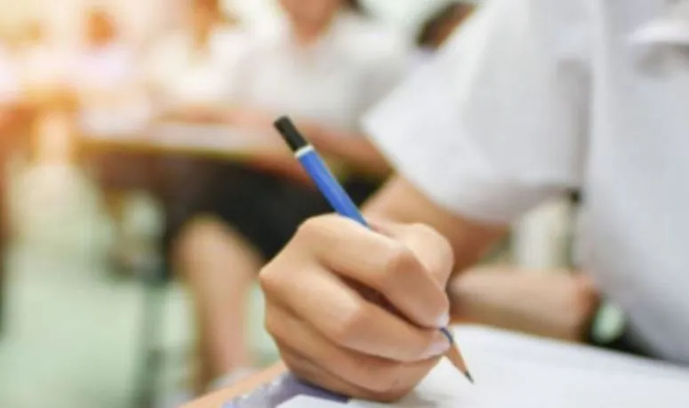 बरेली कॉलेज में आज से होंगी कई मिड टर्म परीक्षाएं, जानें डिटेल्स