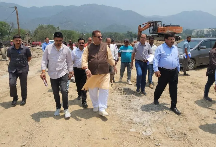 Dehradun News : सैनिक कल्याण मंत्री गणेश जोशी बोले- नवम्बर तक हर हाल में पूरा करें सैन्यधाम का निर्माण