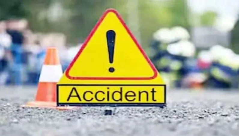 हरदोई में सड़क किनारे पड़ा मिला ससुराल से लौट रहे युवक का शव, सड़क हादसा बता रही पुलिस 