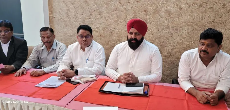 Pilibhit: प्रशासन ने भाजपा के दबाव में सपा प्रत्याशी को हराया...अब जाएंगे हाईकोर्ट- सपा जिलाध्यक्ष