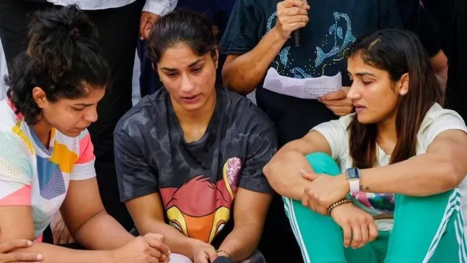 'पहलवानों के समर्थन में महापंचायत में शामिल होने से रोका गया', जेएनयू छात्रों के एक वर्ग का दावा