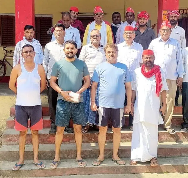 संत कबीर नगर : सपा प्रत्याशी पवन छापड़िया को व्यापारी समाज ने दिया समर्थन