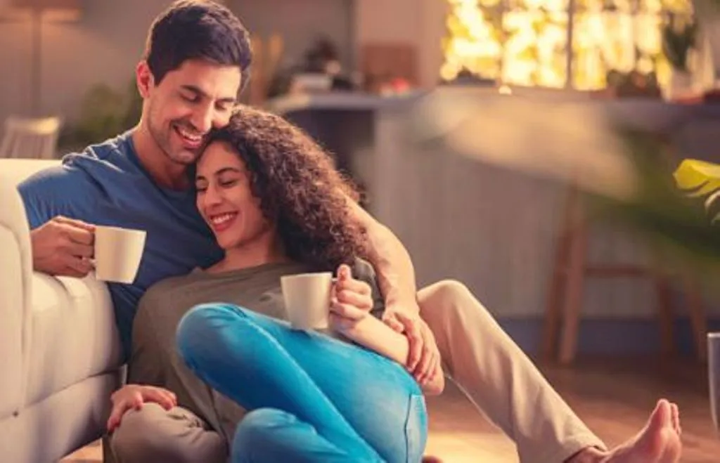 पार्टनर से बोलें ये 5 झूठ, आपका रिश्ता हमेशा बना रहेगा मजबूत