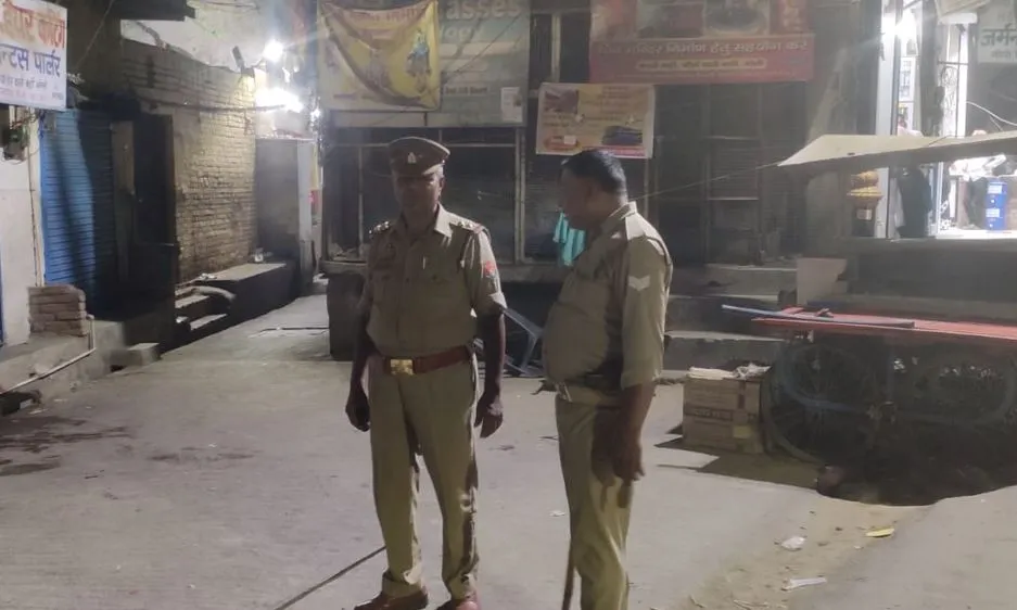 बरेली: मंदिर में रहने वाली महिला को बाहर निकालने को लेकर दो पक्षों में पथराव, पांच लोग घायल