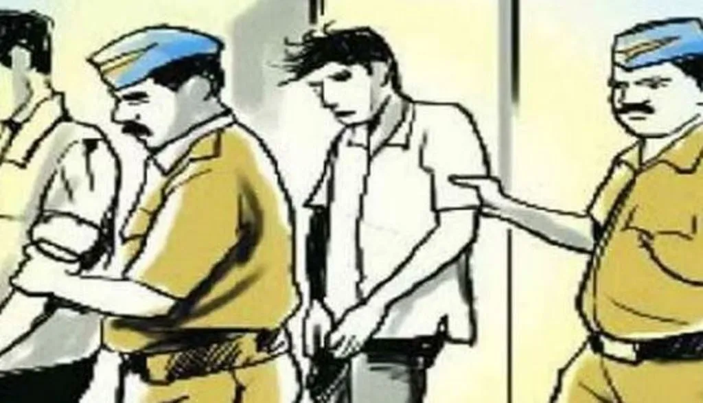 मथुरा: चौथ वसूली के आरोप में नौ बदमाश गिरफ्तार 