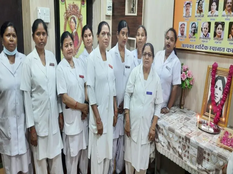 लखनऊ : अरुणा शानबाग की पुण्यतिथि पर नर्सों के सुरक्षा की उठी मांग, जानिये 42 साल तक कोमा में रही नर्स की दर्द भरी दास्तान