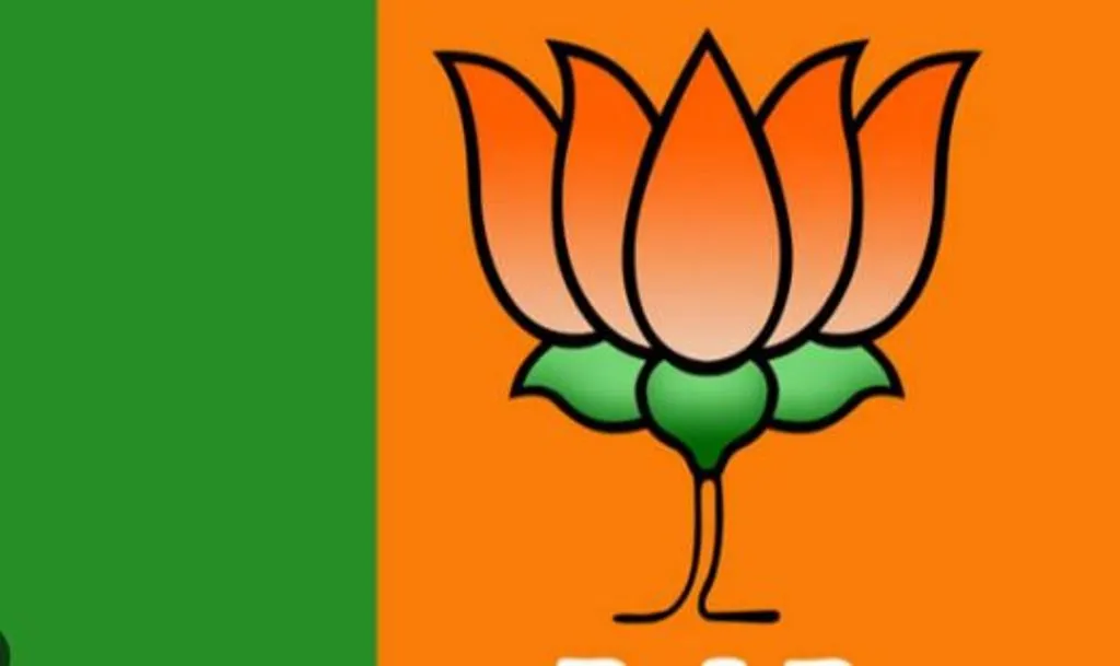 बदायूं: तीन नगर पालिका और छह नगर पंचायतों में लहराया भगवा