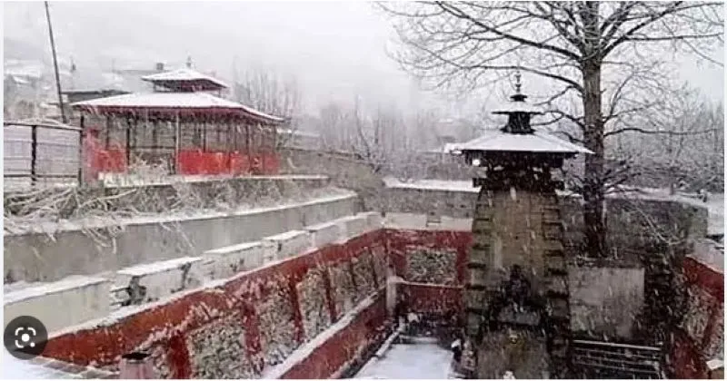 Chardham Yatra 2023: चारधाम में मौसम के 4 रंग जो कर रहे श्रद्धालुओं को तंग  