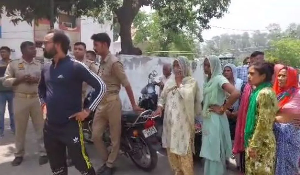 मेरठ: पुलिस ने महिला के फोन पर चिता से निकाला उसके पति का शव, जानें पूरा मामला