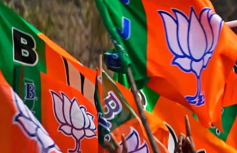 बरेली: बगावत पड़ी भारी, निवर्तमान अध्यक्ष समेत आठ भाजपाई पार्टी से निष्कासित