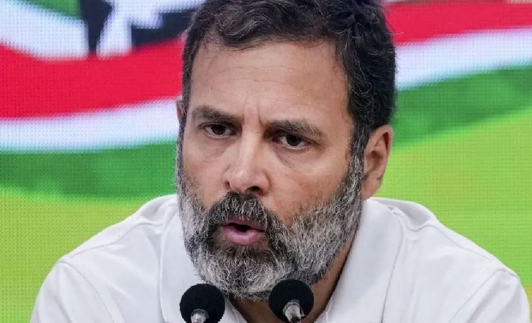 पहलवानों के साथ 'हाथापाई' शर्मनाक, 'बेटी बचाओ' का नारा सिर्फ ढोंग: राहुल गांधी