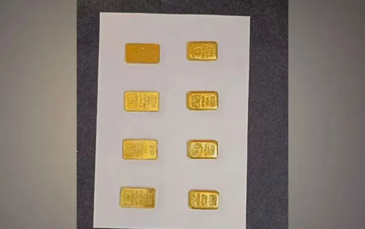 बंगाल में अंतरराष्ट्रीय बस से 4.5 करोड़ रुपये मूल्य के सोने के बिस्कुट जब्त, दो गिरफ्तार 
