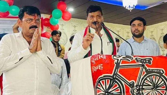 Auraiya में निकाय चुनाव को लेकर शिवपाल यादव ने कसा तंज, बोले- जाति-धर्म के नाम पर BJP कर रही राजनीति