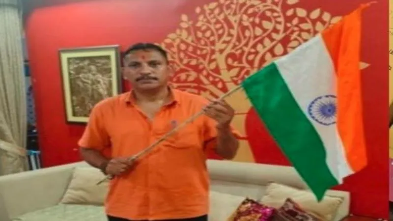 लखनऊ : साक्षी के हत्यारे का एनकाउंटर करने की उठी मांग