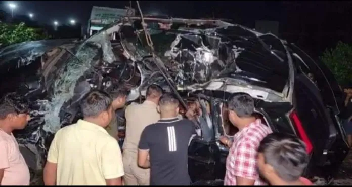 असम: सड़क हादसे में इंजीनियरिंग कॉलेज के सात छात्रों की मौत