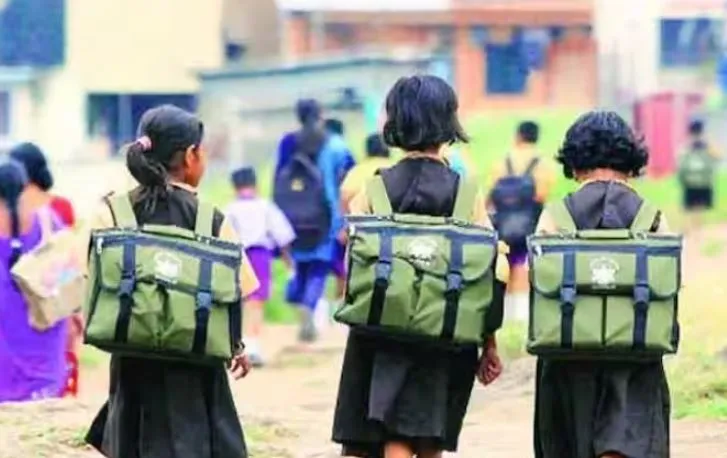 बरेली: निलंबित हेडमास्टर की ताकत, 95 बच्चों में से एक भी पढ़ने नहीं आ रहा स्कूल