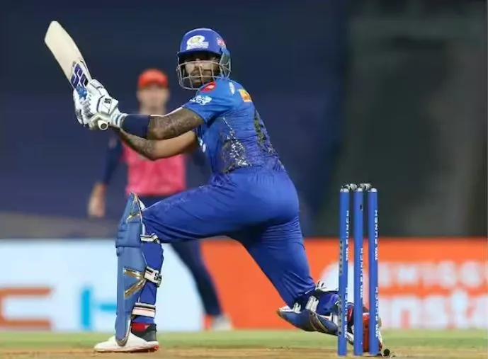 वानखेड़े में चमका सूर्य, मुंबई इंडियन्स सात विकेट से जीती