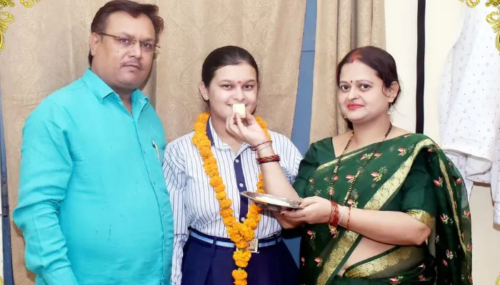 CBSE Board 12th Result 2023: Hamirpur की शुभांगी निगम ने किया टॉप, बोली- IAS अफसर बनने के लिए अभी से शुरू की तैयारी