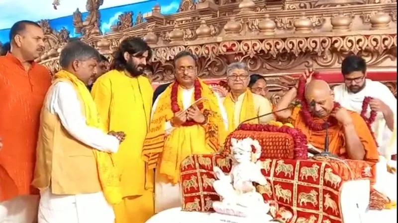 नृत्यगोपाल दास के जन्मोत्सव पर बोले दिनेश शर्मा- अर्थ प्रबंधन का सबसे बड़ा केंद्र बनेगा अयोध्या 