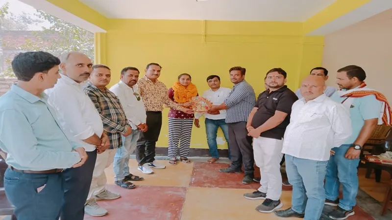 अयोध्या: ऑल इंडिया चौथी रैंक लाकर छात्रा अनवी ने बढ़ाया क्षेत्र का मान, क्षेत्रवासियों में खुशी की लहर, शिक्षकों ने किया स्वागत