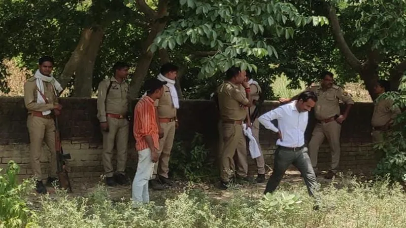 प्रतापगढ़: प्रेमिका से मिलने गए युवक को पीटकर फेंका, मौत