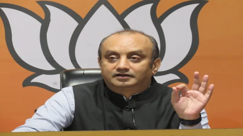 अलीगढ़ में सांसद सुधांशु त्रिवेदी बोले - जिन्ना की तस्वीर दीवार ही नहीं दिलों से भी निकलनी चाहिए 
