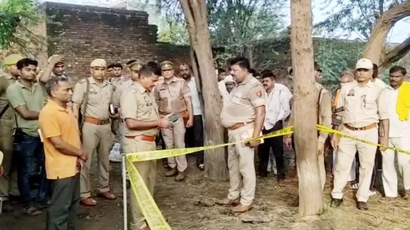 मैनपुरी में छह रिश्तेदारों की हत्या कर युवक ने किया Suicide 