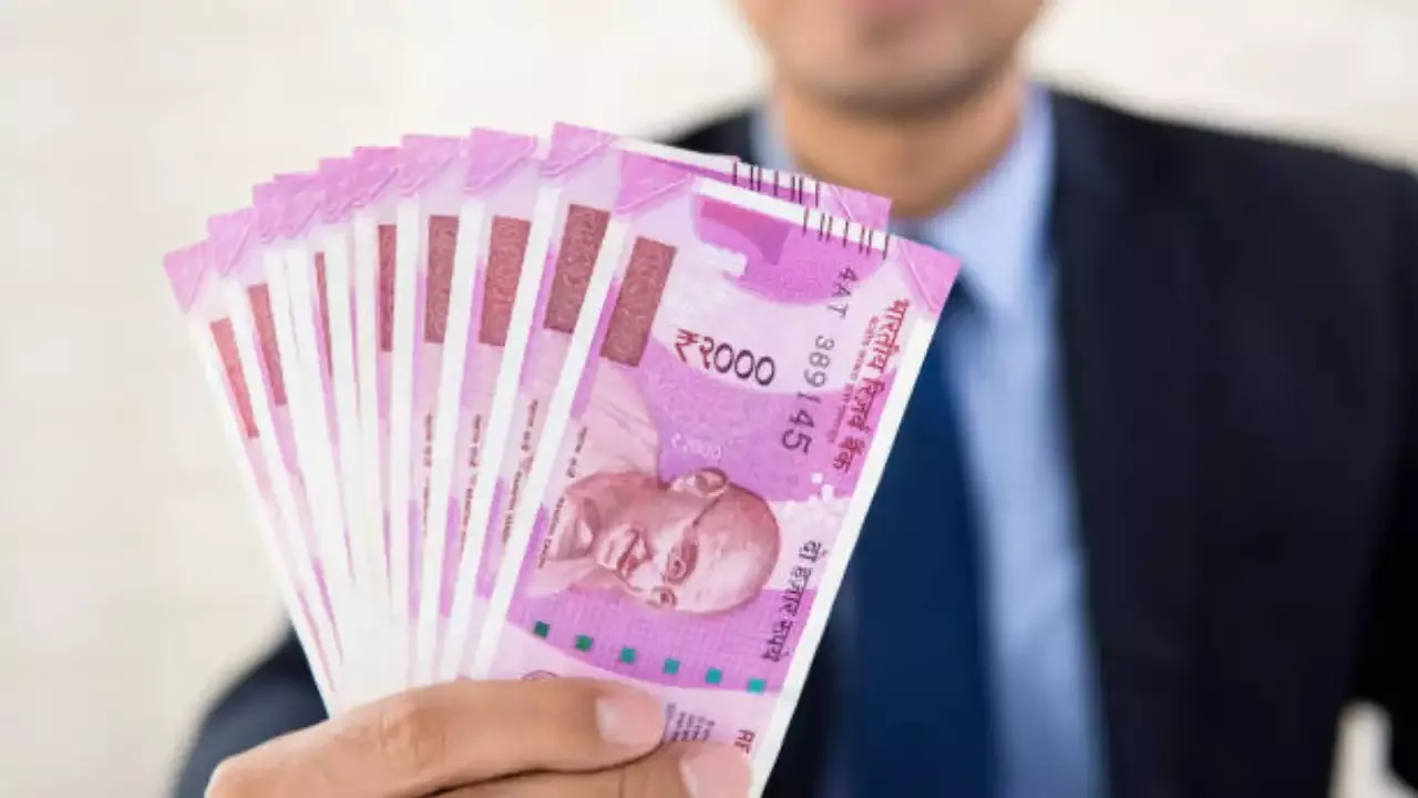 बैंकों में अबतक कुल 1.80 लाख करोड़ रुपये के 2,000 के नोट वापस आए: शक्तिकांत दास 