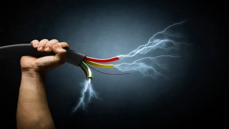 हरदोई : करंट लगने से नाले में गिरे युवक की हुई मौत