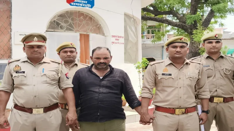 रायबरेली : बुजुर्ग को स्कॉर्पियो में लिफ्ट देकर लूटने वाला गिरफ्तार, साथी फरार 